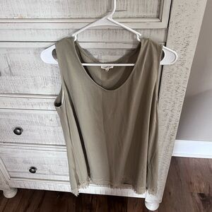 Raw hem top